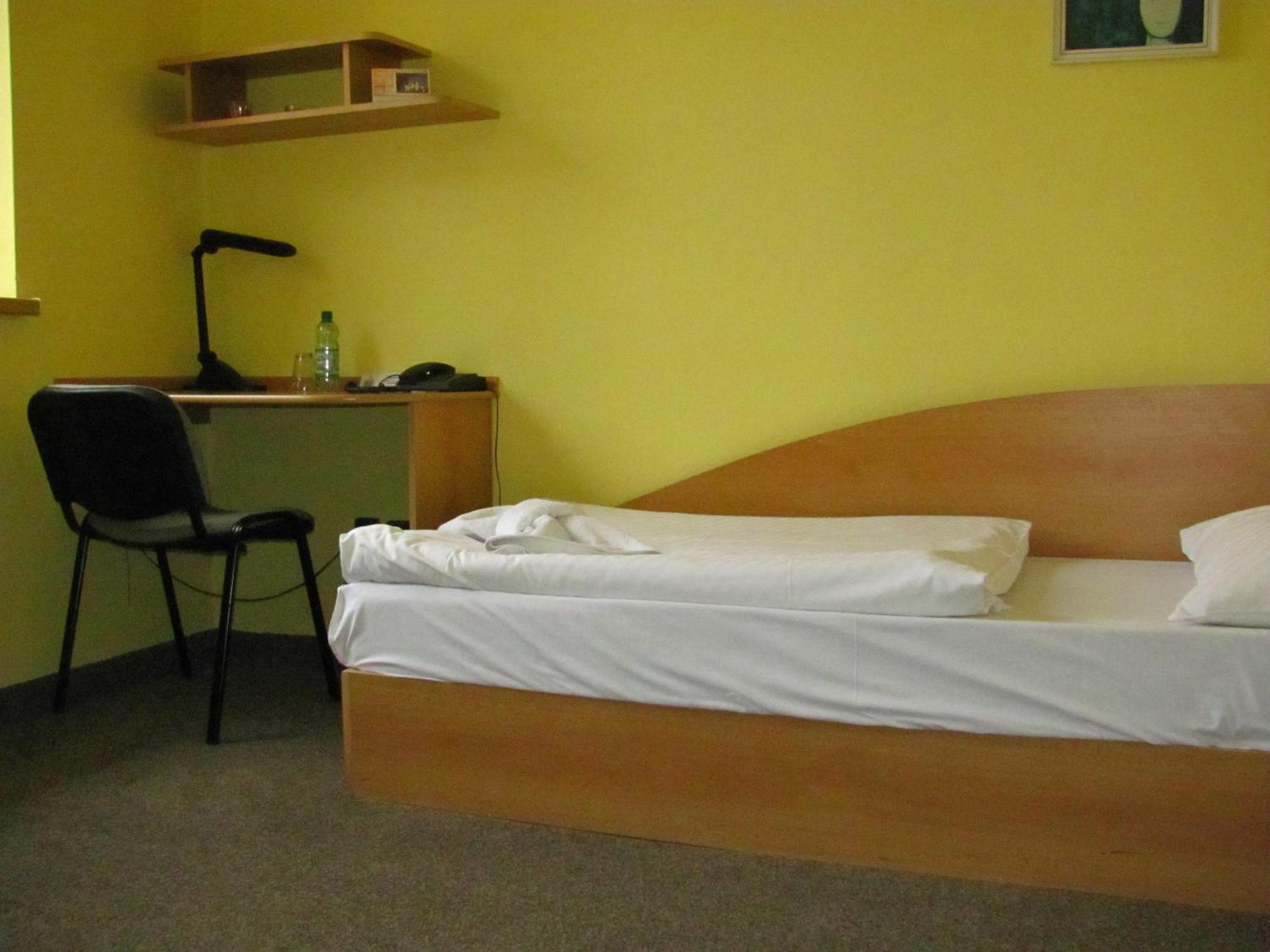 Hotel Isora Ostrava Dış mekan fotoğraf